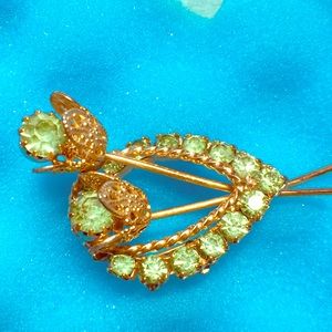 Vintage peridot brooch